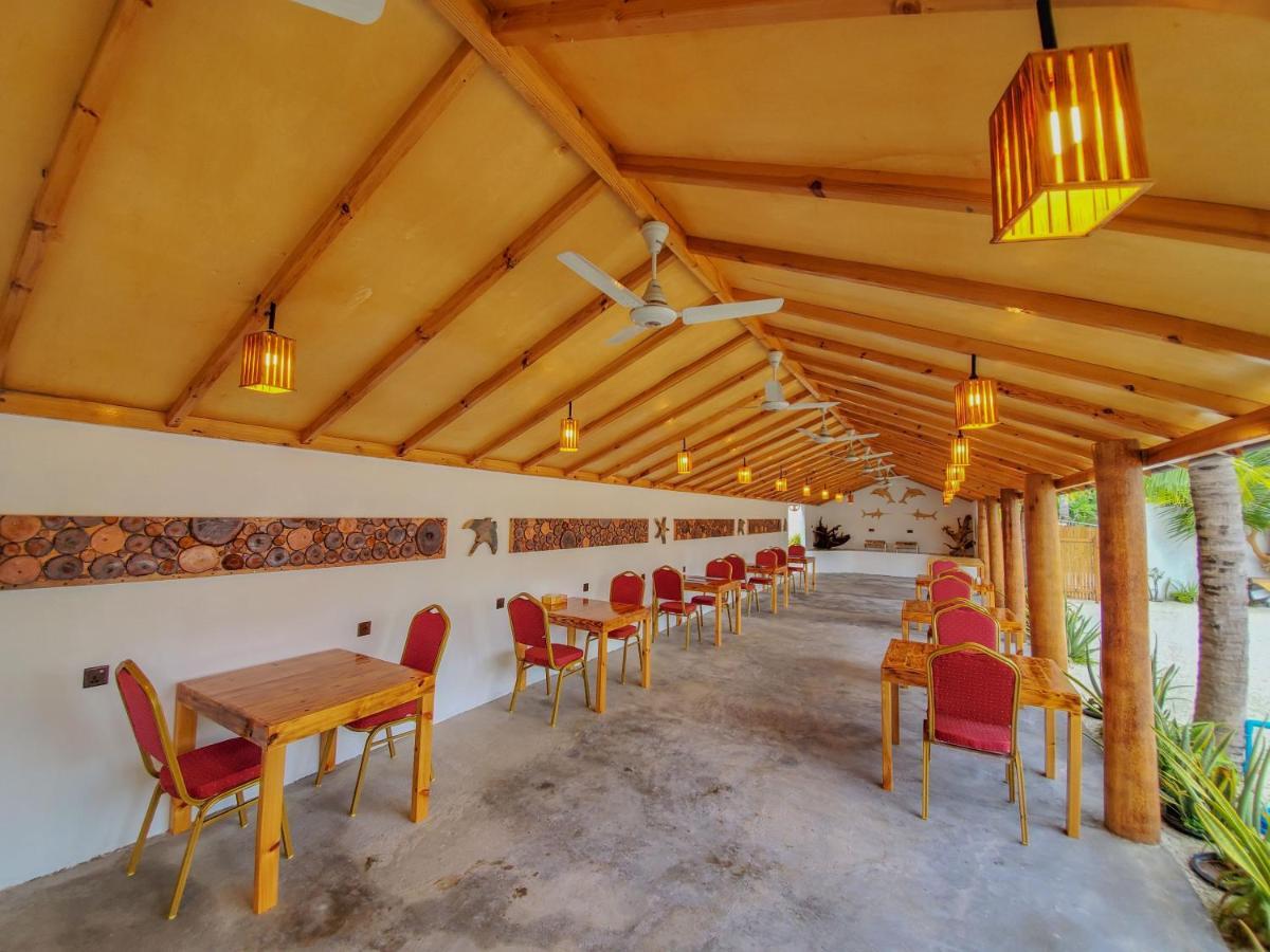 Thila Farm View Hotel Thoddoo Exterior photo